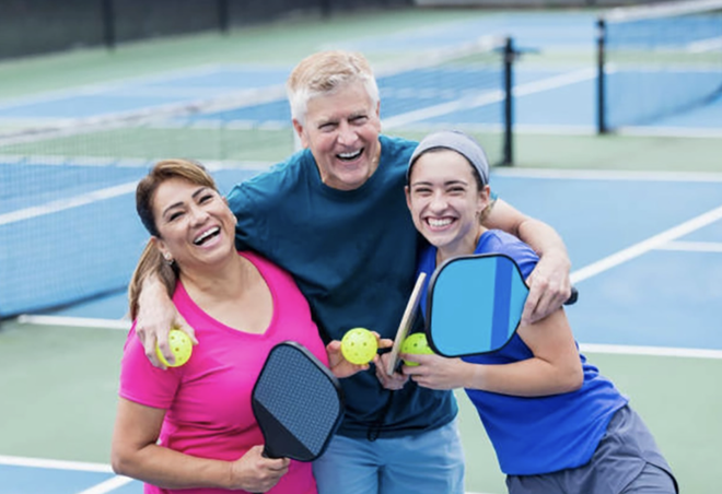 Top 4 môn thể thao là thú vui cực chill tuổi trung niên: Pickleball hot nhất!- Ảnh 1.