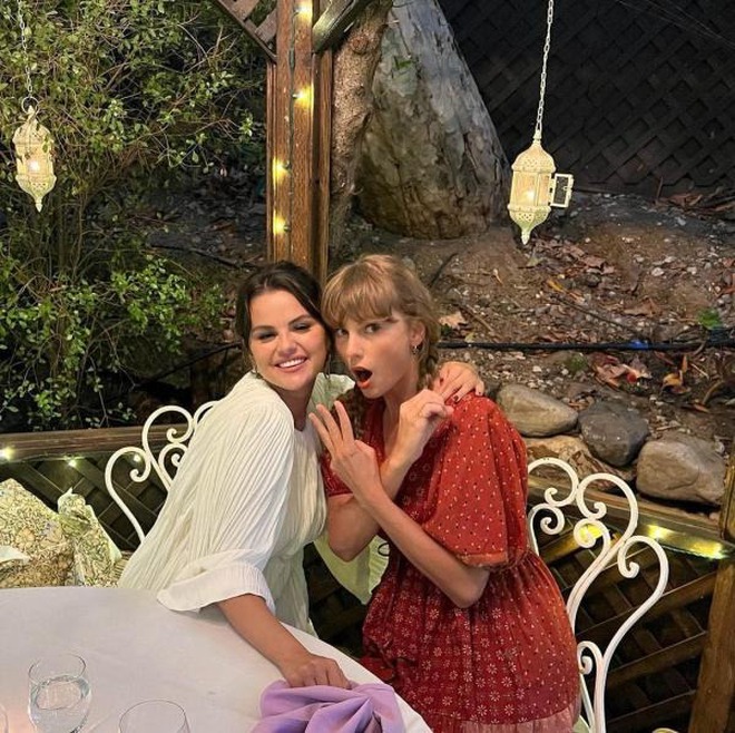 Đây là lý do Taylor Swift bỏ về giữa chừng tại đám cưới của Selena Gomez, tình bạn thân có còn lâu bền?- Ảnh 2.