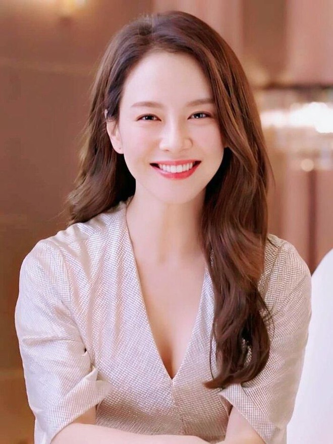 Tuổi 44 của Mỹ Tâm và Song Ji Hyo- Ảnh 2.