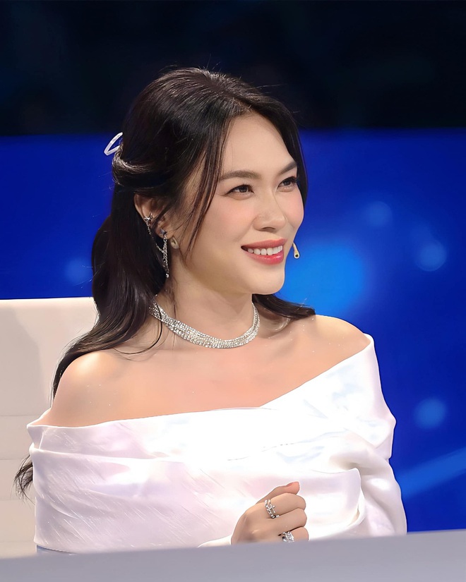 Tuổi 44 của Mỹ Tâm và Song Ji Hyo- Ảnh 1.
