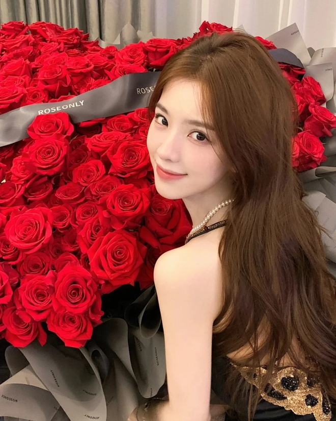 Ngoại hình 0% photoshop của mỹ nhân khiến "thiếu gia ăn chơi nhất Trung Quốc" ôm hận vì cả đời không có được- Ảnh 8.