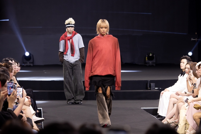 TikTok Shop Fashion Show: Khi sàn diễn không còn là “đặc quyền” của số ít- Ảnh 3.