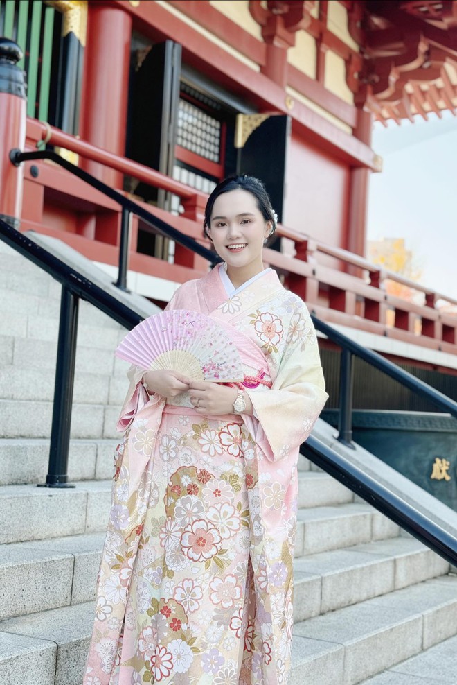 Quỳnh Anh - vợ Duy Mạnh phản pháo khi netizen nhắc nên học cách phối đồ- Ảnh 3.