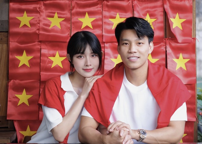 Văn Thanh và bạn gái "trâm anh thế phiệt" flex tình yêu ngọt ngào, đẹp đôi thấy mê!- Ảnh 8.