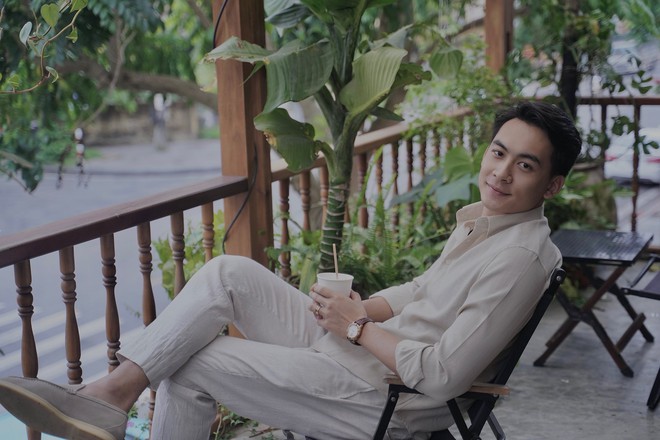 Thiếu uý được ca sĩ Phương Thanh nhường luôn sân khấu sau pha cất giọng: Sao bảo ông trời không cho ai tất cả?- Ảnh 9.
