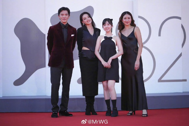 Đến lượt "hung thần" Getty phơi bày nhan sắc thật của Thư Kỳ, có "thảm họa" như Son Ye Jin?- Ảnh 16.