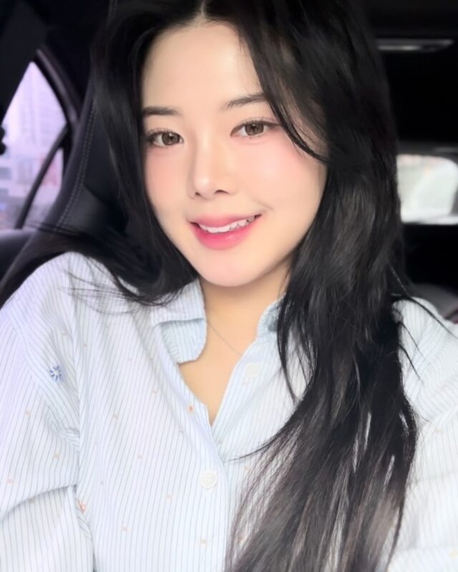 Tóm dính 1 "thánh ế showbiz" hẹn hò mỹ nhân kém 18 tuổi đẹp như Hoa hậu!- Ảnh 9.