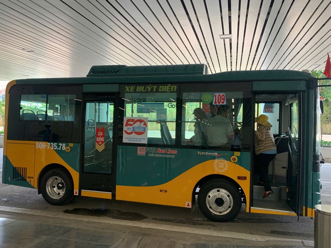 Chỉ tốn 5k để đi xe đến sân bay Tân Sơn Nhất, một cách quá hay mà cực ít người biết đến - Ảnh 7. Chỉ tốn 5k để đi xe đến sân bay Tân Sơn Nhất, một cách quá hay mà cực ít người biết đến - Ảnh 7.
