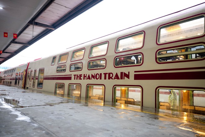Đã bán vé tàu "Hà Nội 5 cửa ô" nhưng chưa chạy xuyên tuần: Muốn trải nghiệm nhất định phải nắm rõ những điều này- Ảnh 1. Đã bán vé tàu "Hà Nội 5 cửa ô" nhưng chưa chạy xuyên tuần: Muốn trải nghiệm nhất định phải nắm rõ những điều này- Ảnh 1.