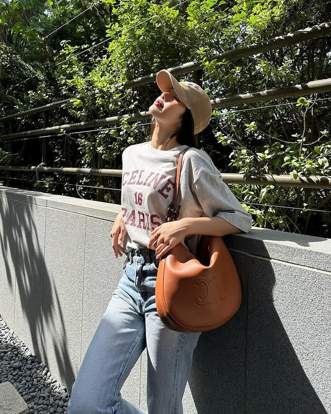 Đôi bạn "mạnh nhất lịch sử" Lisa - Rosé: Visual nghiêng trời lệch đất, style sang xịn mịn hết cả từ để khen!- Ảnh 7.