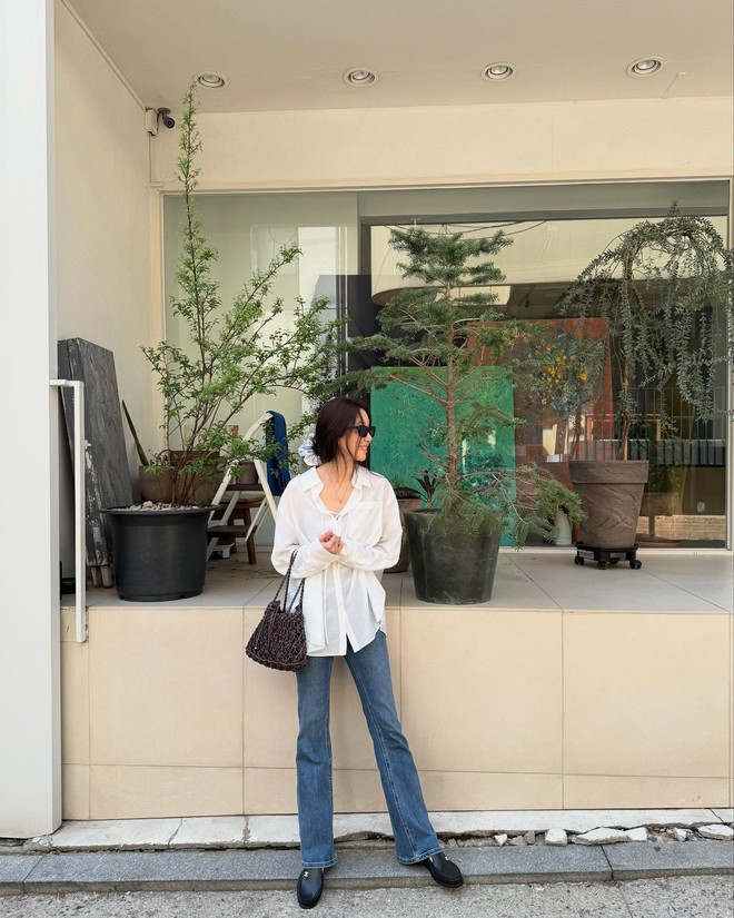 Phụ nữ trên 40 tuổi chỉ cần đúng 4 đôi giày bệt trong mùa thu này- Ảnh 5.
