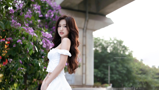 5 năm mới công khai "danh phận", Hoa khôi Hà thành tung ảnh hẹn hò tuyển thủ Việt Nam đêm Giao thừa gây chú ý- Ảnh 2.