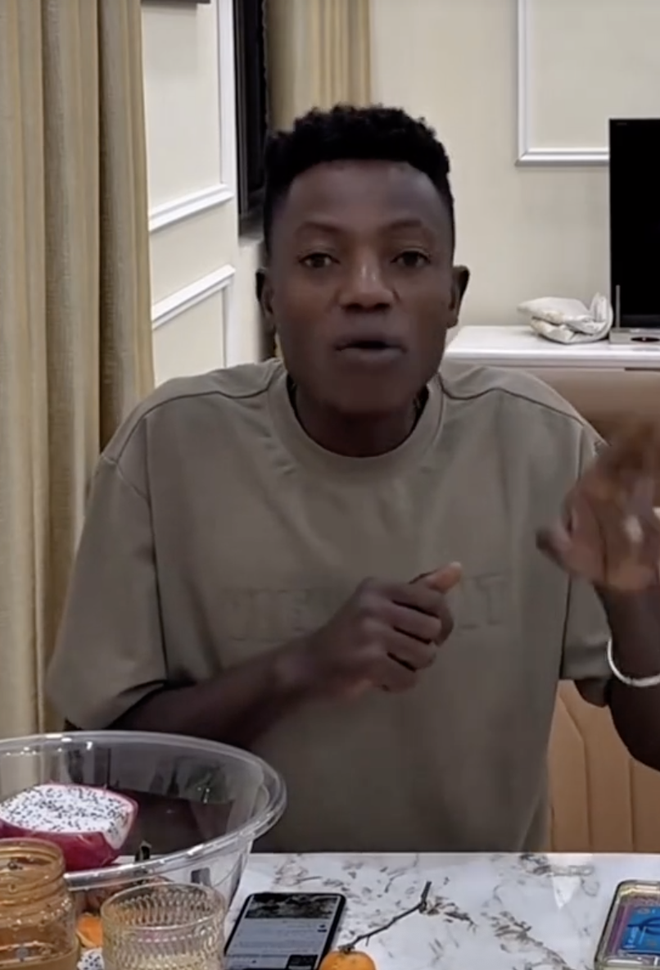 Đấu tố căng thẳng trong team của Quang Linh Vlogs dậy sóng đầu năm 2026- Ảnh 2.