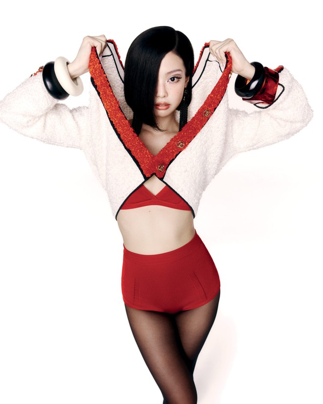 Jennie mở bài năm 2026 khét lẹt!- Ảnh 3.