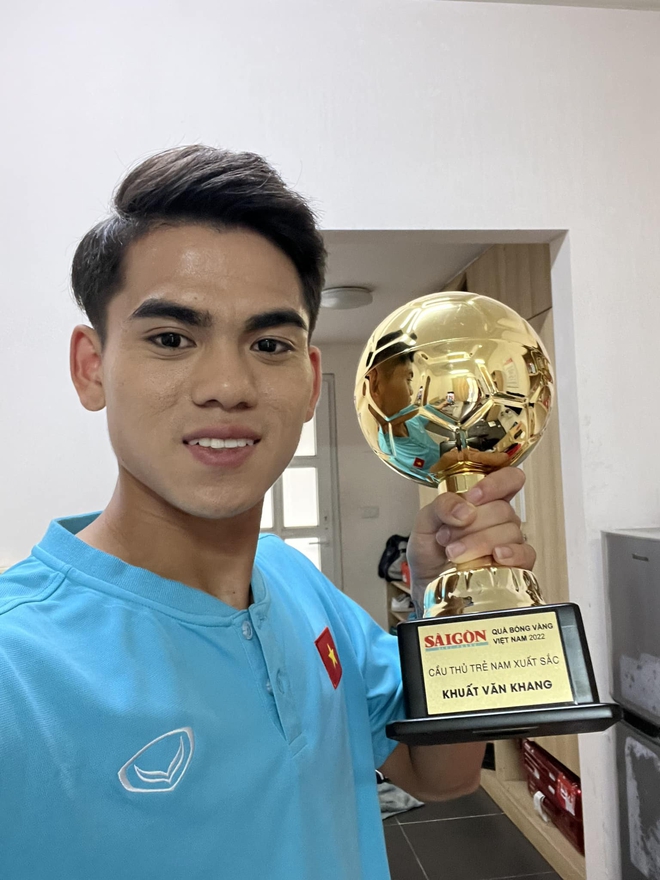 Profile đội trưởng U23 Việt Nam gây sốt U23 châu Á: Vào sân ghi bàn lạnh lùng, ngoài đời là "học sinh giỏi" có tiếng- Ảnh 23.