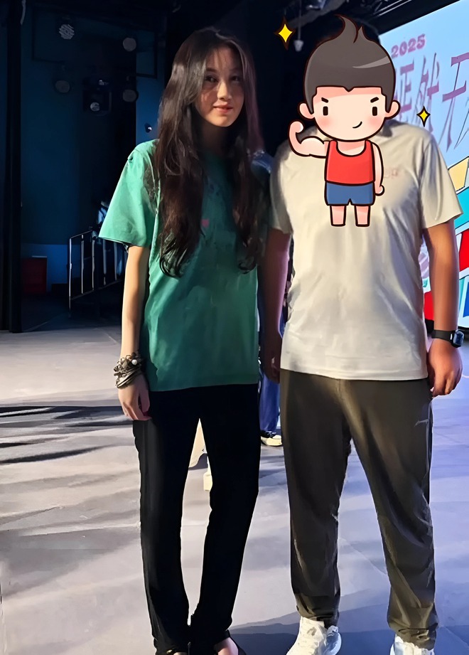 Con gái Vương Phi diện mạo khó tin sau 4 lần phẫu thuật hở hàm ếch, đã có bạn trai ở tuổi 20- Ảnh 3.