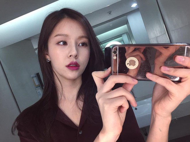 Tình trạng hôn nhân hiện tại của "hoa khôi nhà đài" cưới thiếu gia giàu có bậc nhất cả nước- Ảnh 3. Tình trạng hôn nhân hiện tại của "hoa khôi nhà đài" cưới thiếu gia giàu có bậc nhất cả nước- Ảnh 3.