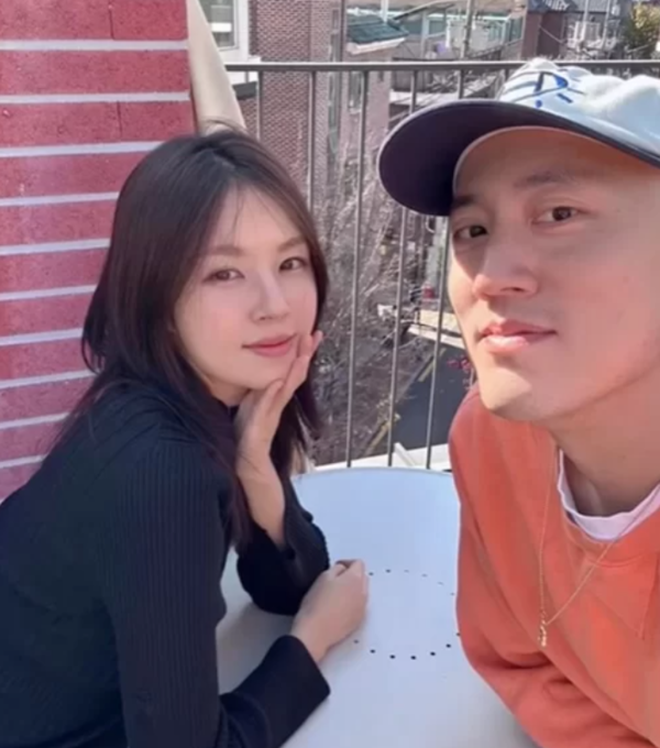 Tình trạng hôn nhân hiện tại của "hoa khôi nhà đài" cưới thiếu gia giàu có bậc nhất cả nước- Ảnh 10. Tình trạng hôn nhân hiện tại của "hoa khôi nhà đài" cưới thiếu gia giàu có bậc nhất cả nước- Ảnh 10.