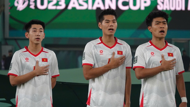 Ngã mũ trước đẳng cấp của Đình Bắc: Từ "siêu dự bị" thành "người hùng" solo xé lưới U23 Ả Rập Xê Út- Ảnh 8.