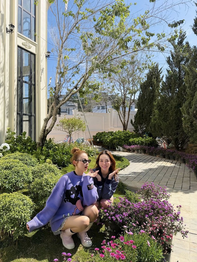 Lần đầu lộ diện căn biệt thự do Huyền Baby và bạn thân 20 năm xây để "dưỡng già" ở Đà Lạt- Ảnh 3. Lần đầu lộ diện căn biệt thự do Huyền Baby và bạn thân 20 năm xây để "dưỡng già" ở Đà Lạt- Ảnh 3.