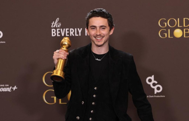 Kylie Jenner và Timothée Chalamet có cần đến mức này không?- Ảnh 7. Kylie Jenner và Timothée Chalamet có cần đến mức này không?- Ảnh 7.