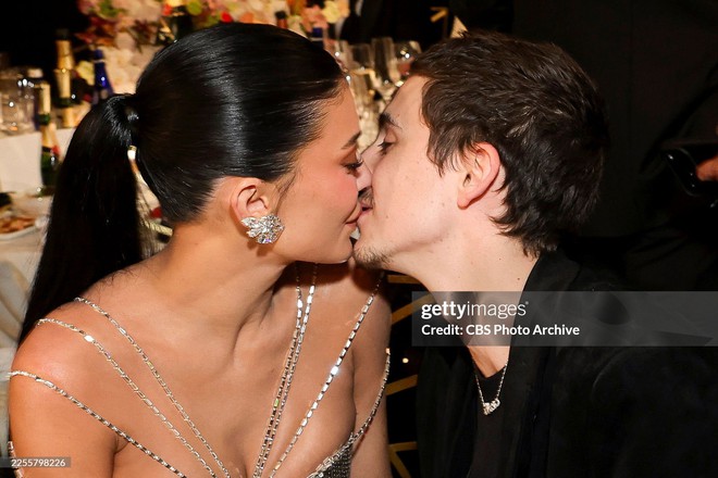 Kylie Jenner và Timothée Chalamet có cần đến mức này không?- Ảnh 6. Kylie Jenner và Timothée Chalamet có cần đến mức này không?- Ảnh 6.