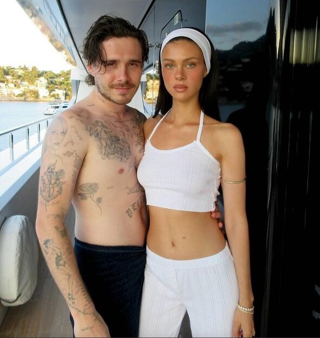 Chấn động nước Anh: "Cậu cả bất hiếu" cấm cha mẹ tag tên trên MXH, chính thức từ mặt vợ chồng Beckham- Ảnh 2. Chấn động nước Anh: "Cậu cả bất hiếu" cấm cha mẹ tag tên trên MXH, chính thức từ mặt vợ chồng Beckham- Ảnh 2.