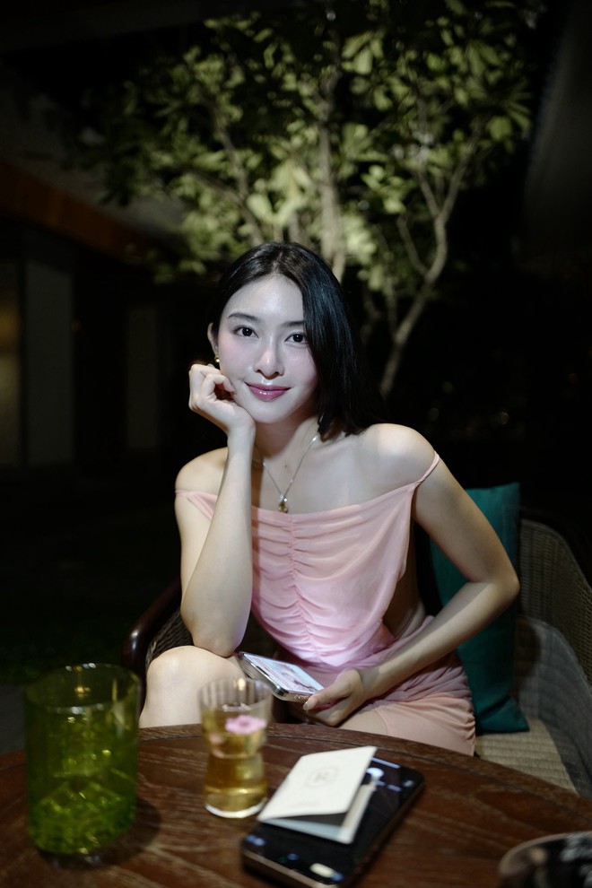 Linh Trương - gái đẹp khiến dân mạng thắc mắc 