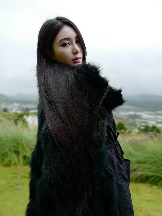 Linh Trương - gái đẹp khiến dân mạng thắc mắc 