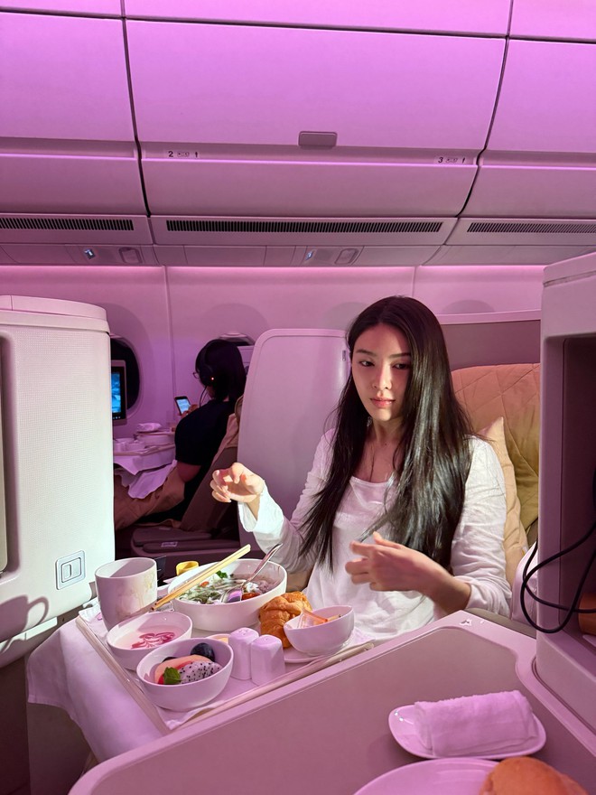 Linh Trương - gái đẹp khiến dân mạng thắc mắc 