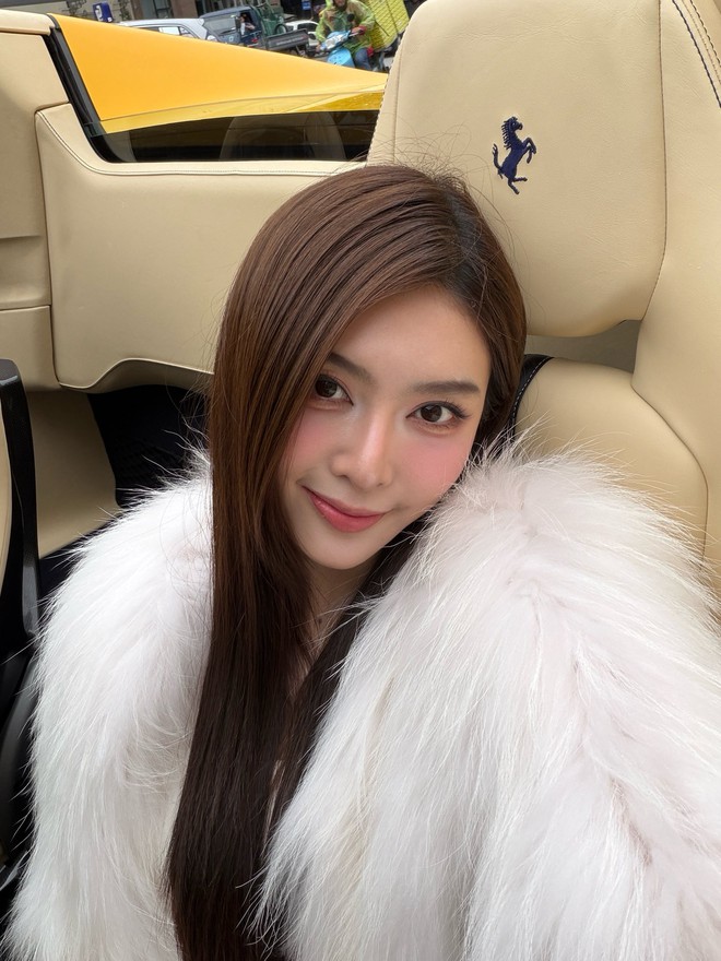 Linh Trương - gái đẹp khiến dân mạng thắc mắc 