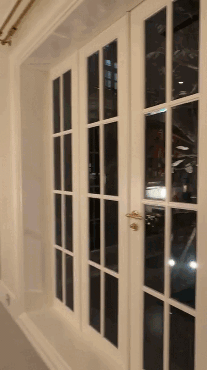 Cả showbiz có đúng 1 người: Nuôi 10 người con không cùng huyết thống, ở biệt thự "khủng" 2.000m²- Ảnh 10.