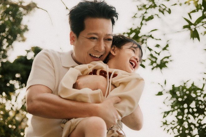 Bộ ảnh gia đình Trường Giang - Nhã Phương ở Đà Lạt: 2 nhóc tỳ lộ rõ mặt, hạnh phúc tràn màn hình!- Ảnh 7.