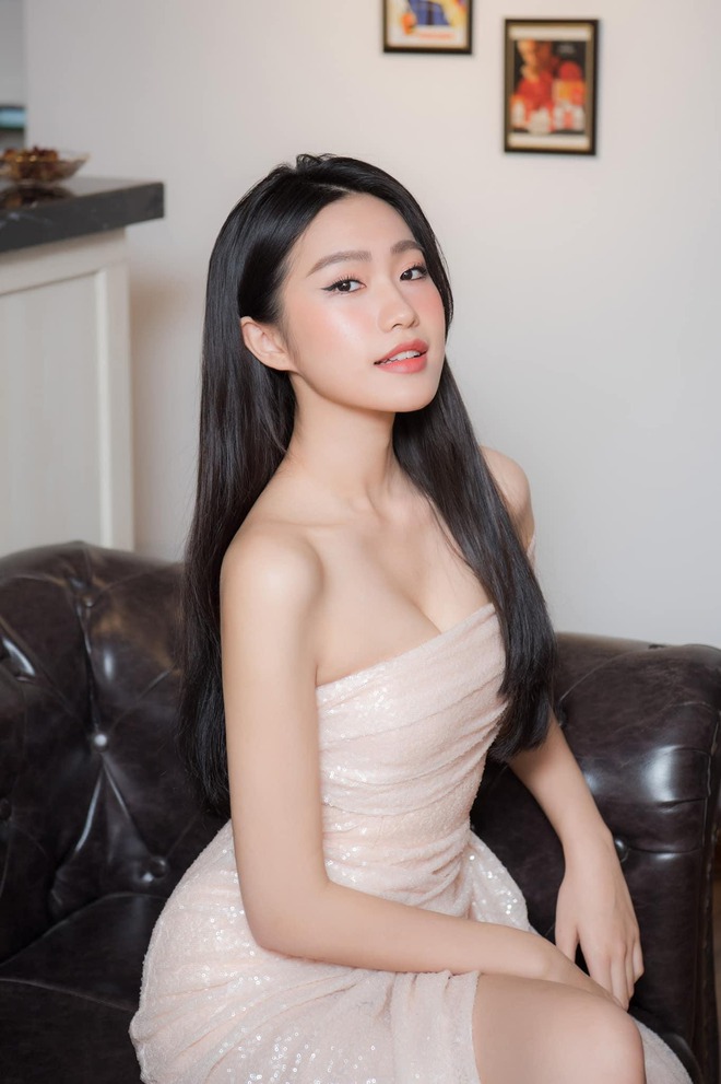 Tiểu thư Hà thành không phô trương đồ hiệu, chỉ mê local brand: Đố ai tìm được 1 lần mặc xấu- Ảnh 1.