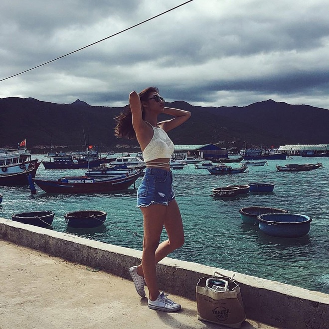 Trào lưu "năm 2026 là 2016 mới" bùng nổ MXH: Loạt mỹ nhân Việt đua nhau sống lại cuộc đời cũ- Ảnh 11.