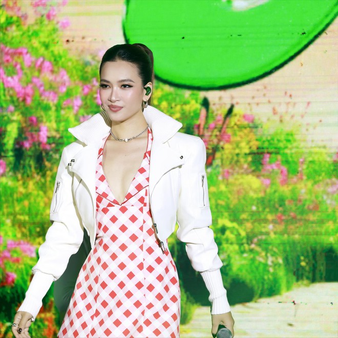 Ái Phương hở bạo dự event nhưng qua cam thường trông bất ổn- Ảnh 8.