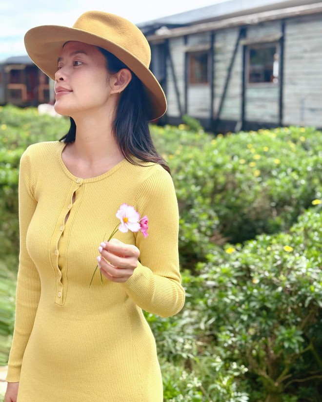 Nhan sắc 16 năm trước của Phạm Hương bị đào lại, spotlight vẫn phải nhường cho 1 người - Ảnh 17.