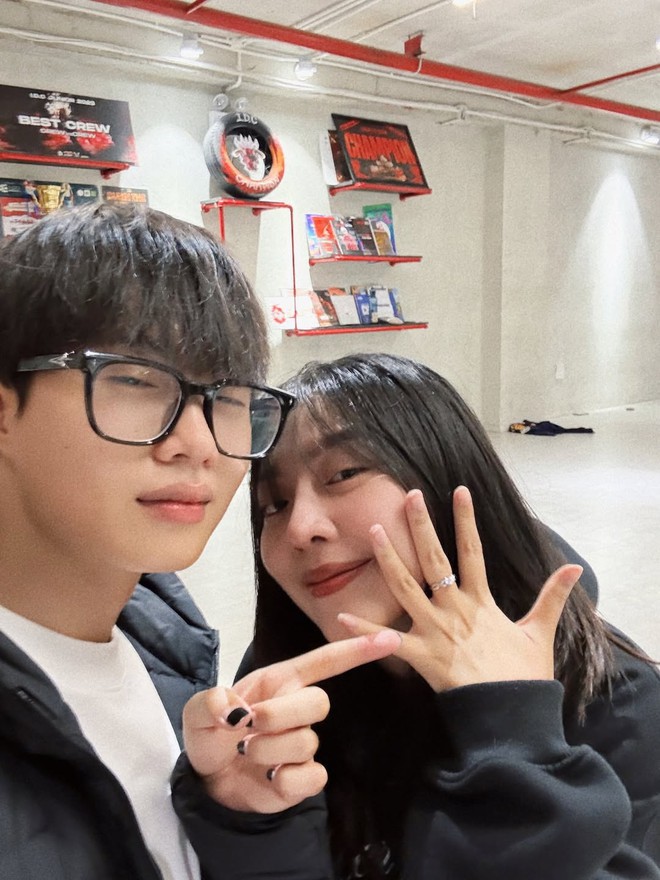 1 nam rapper Việt và quản lý đăng ký kết hôn- Ảnh 3.