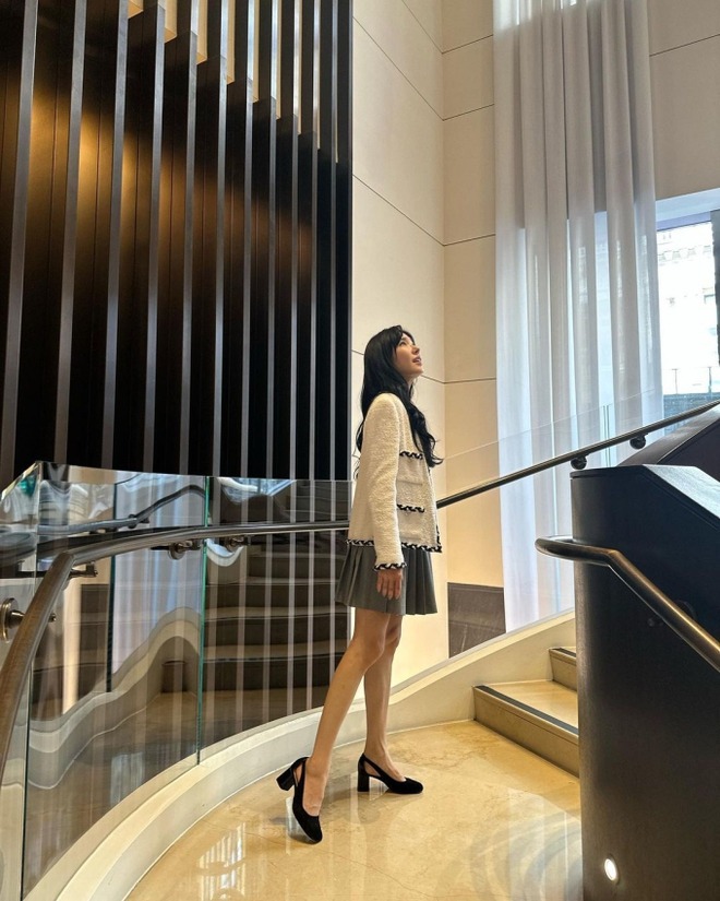 Mỹ nhân 19 năm không có đối thủ vì nụ cười tuyệt phẩm nhân gian: U40 vẫn là sách mẫu thời trang cho gái 18- Ảnh 8.