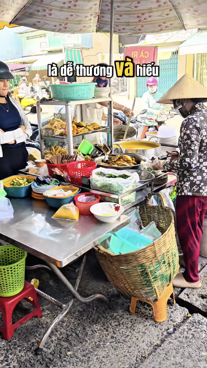 Những quán núp hẻm “gia trưởng” nhất TPHCM, đi sai ngày thì có tiền cũng không bán- Ảnh 3.