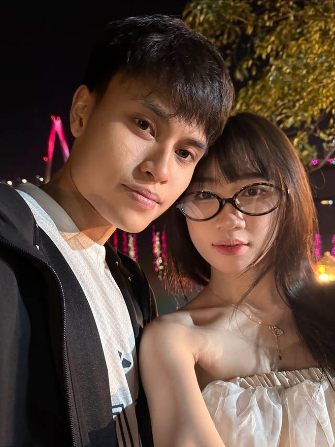 Lộ tin nhắn đầu tiên "người hùng" U23 Việt Nam "thả thính" bạn gái TikToker 3,7 triệu follow, phản ứng đàng gái mới gây sốc!- Ảnh 4.