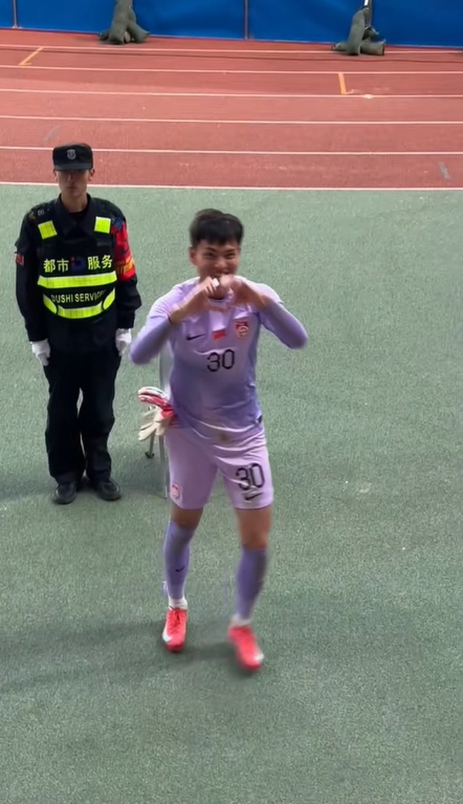 Chuyện tình 2 năm với 