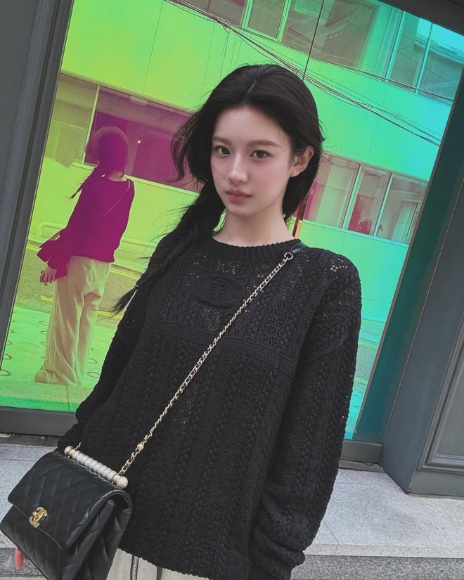 Mỹ nhân được trời ban khuôn mặt tỉ lệ kim cương, AI không sao chép nổi: Visual này mặc bao tải cũng vẫn cuốn!- Ảnh 5.