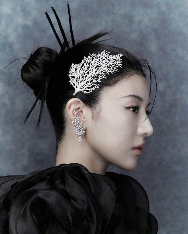 Mỹ nhân được trời ban khuôn mặt tỉ lệ kim cương, AI không sao chép nổi: Visual này mặc bao tải cũng vẫn cuốn!- Ảnh 2.