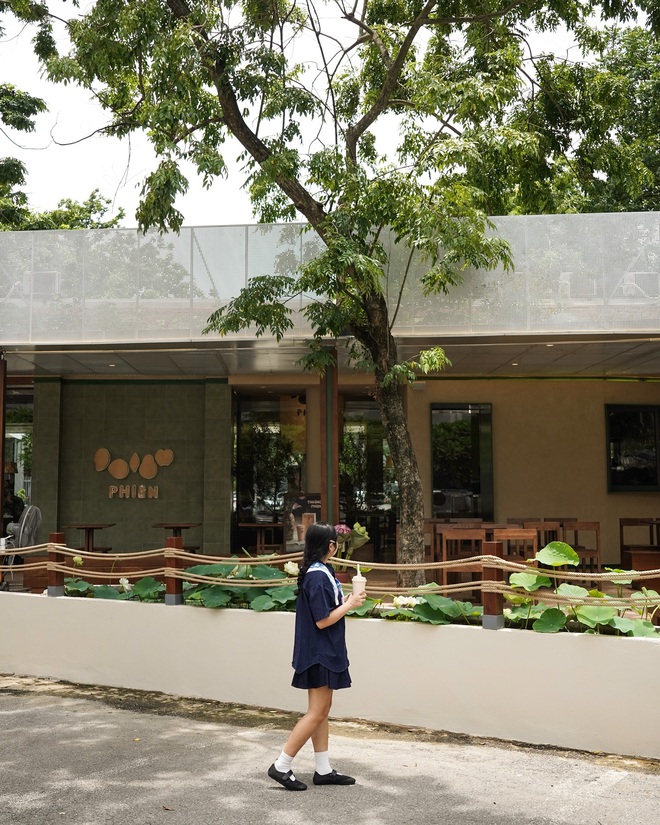 3 quán cà phê nằm gọn trong khuôn viên Bảo tàng Hồ Chí Minh, giới trẻ Thủ đô thi nhau truyền tai- Ảnh 8.