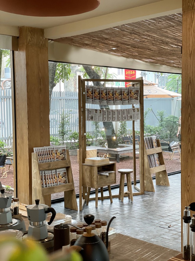 3 quán cà phê nằm gọn trong khuôn viên Bảo tàng Hồ Chí Minh, giới trẻ Thủ đô thi nhau truyền tai- Ảnh 5.