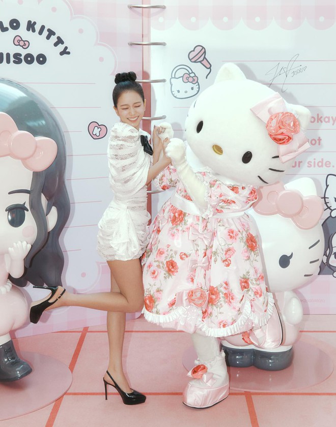 Jisoo (BLACKPINK) mặc váy nhái đến từ Việt Nam?- Ảnh 2.