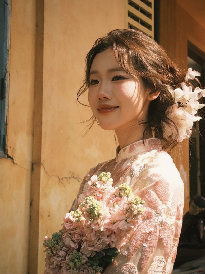 Đường đua áo dài Tết 2026: Không thể phân định thắng thua, gái xinh trên TikTok là thần!- Ảnh 20.