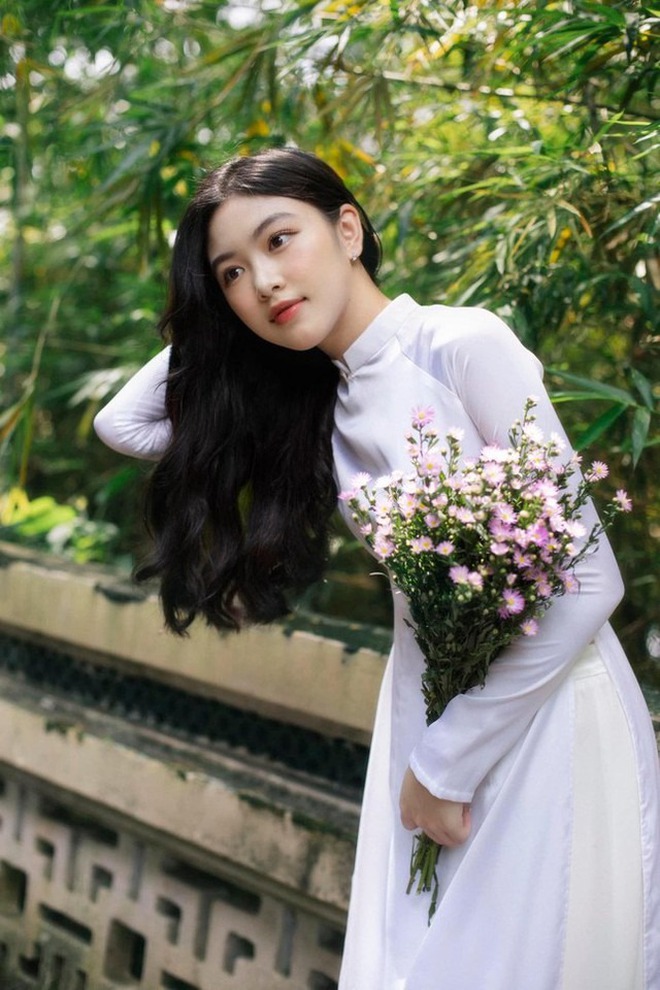 Cô gái khiến khách Tây dụi mắt nhìn 100 lần, tưởng ai hóa ra "bông tuyết showbiz"- Ảnh 10.