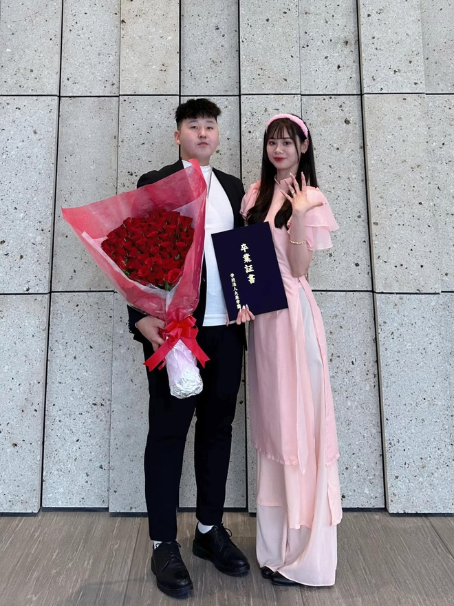 Triệu người lần đầu thấy cô gái Việt lấy chồng Mông Cổ: 12 tráp ăn hỏi, sinh lễ có giày hiệu, tiền, vàng- Ảnh 16.